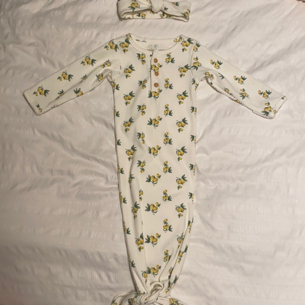 Chelsea and Violet Lemon knotted gown with matching headband size 0-6months